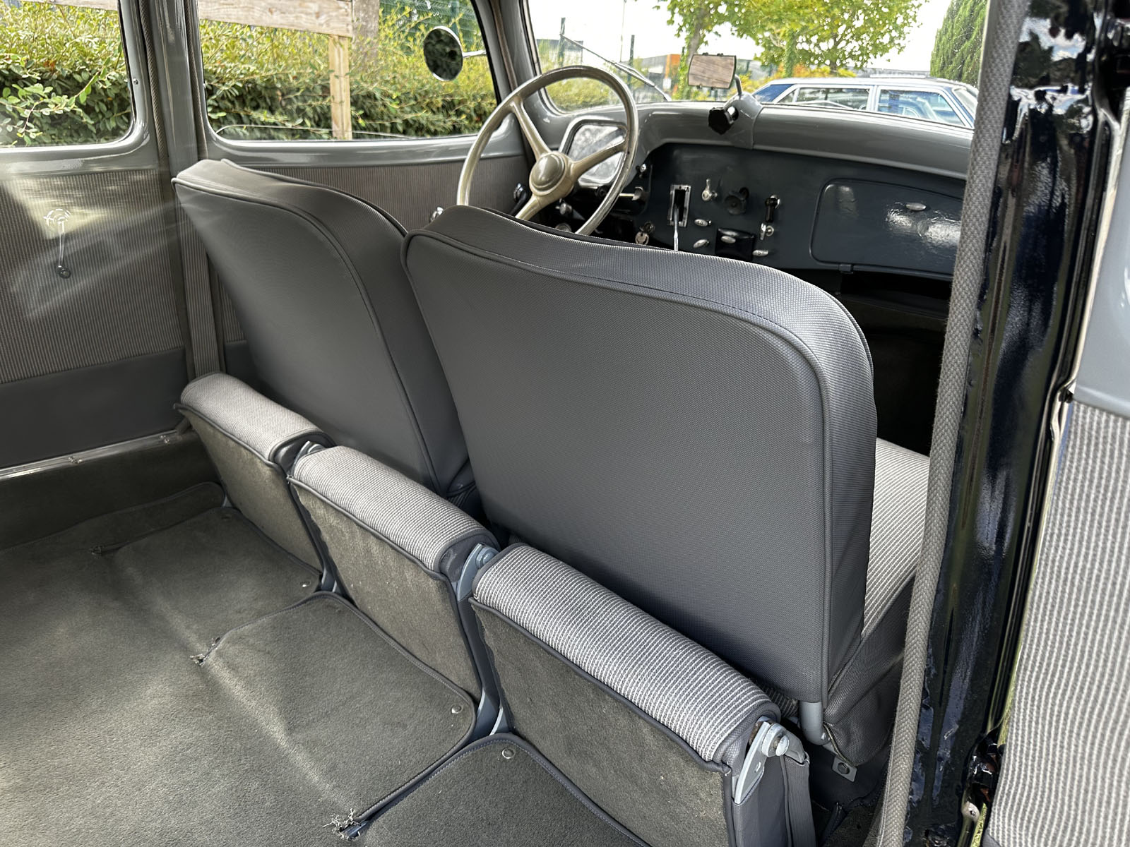 Citroën Traction 11 Familial (8 Places) 1955 — photo 5
