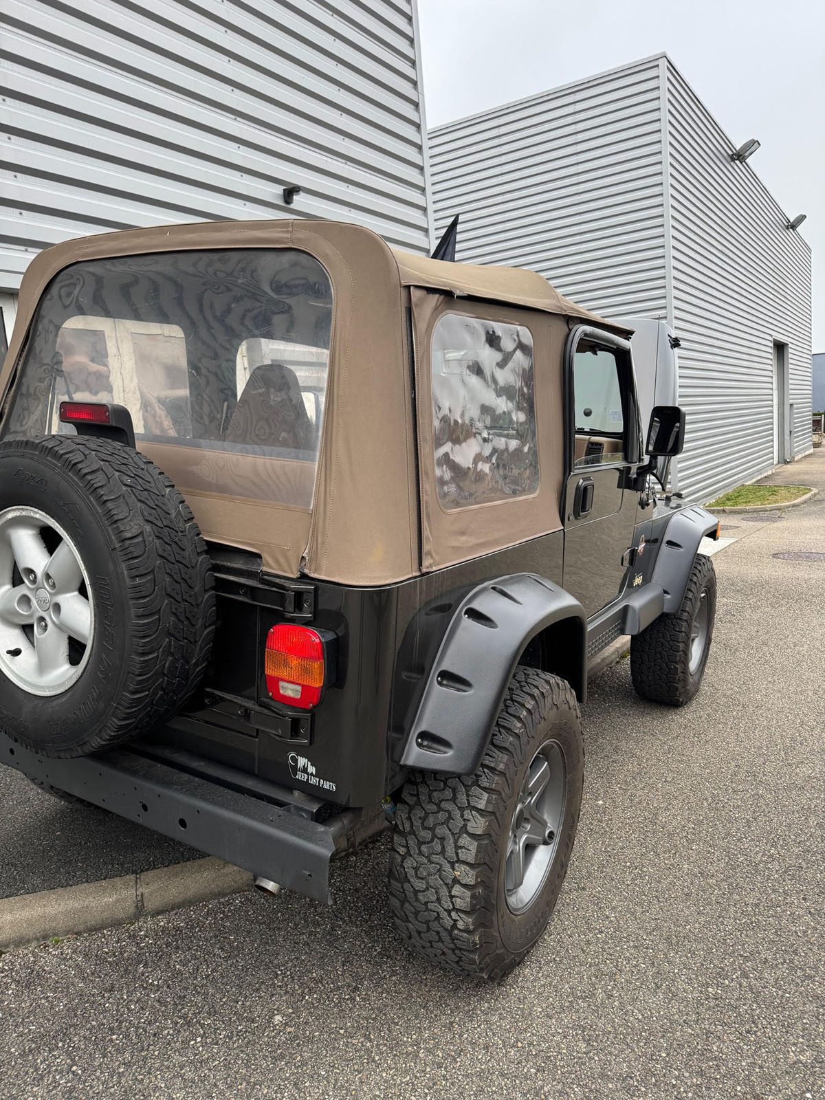 Jeep Wrangler TJ Sahara — photo 2