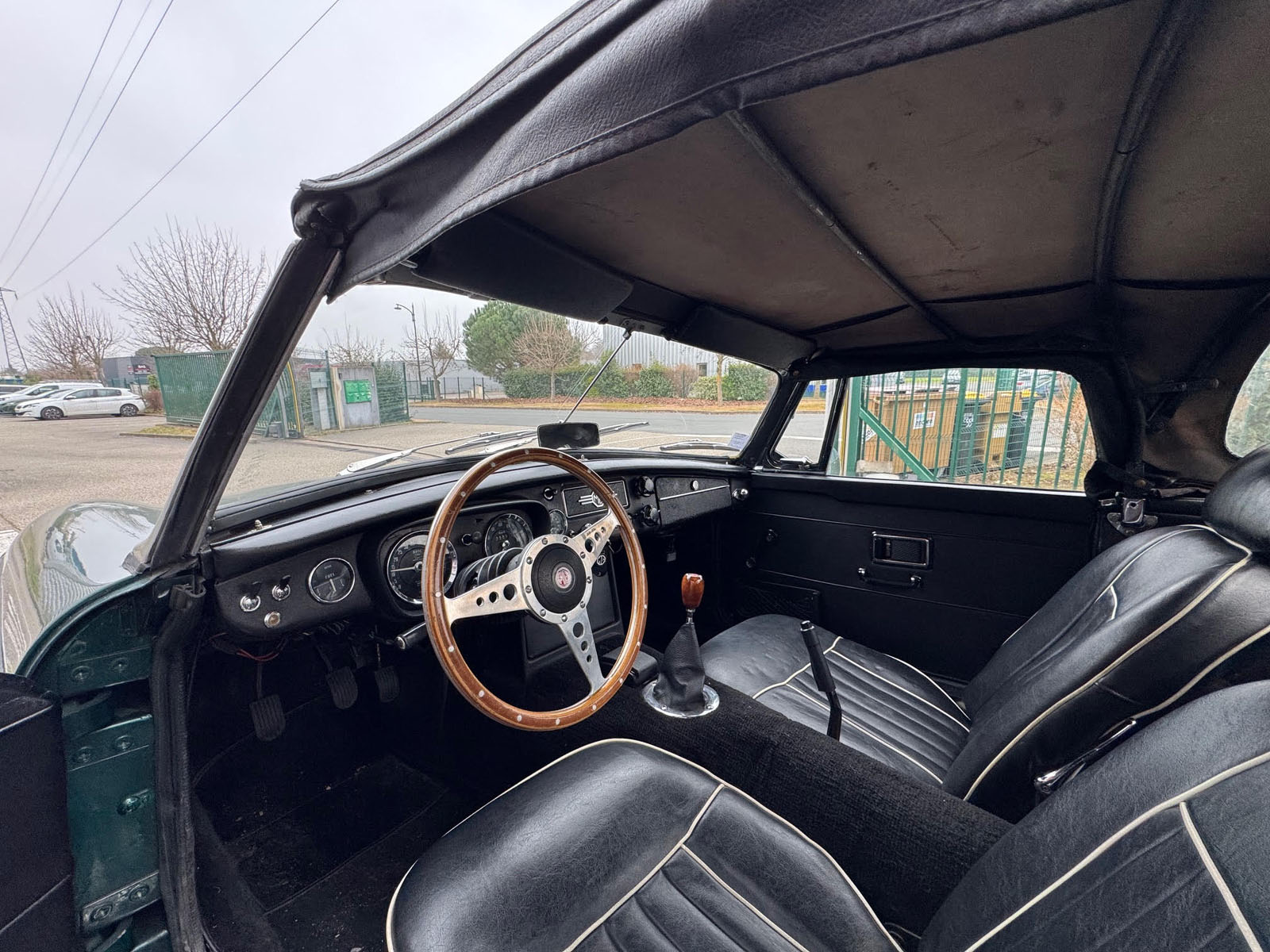 MGB 1800 — photo 3