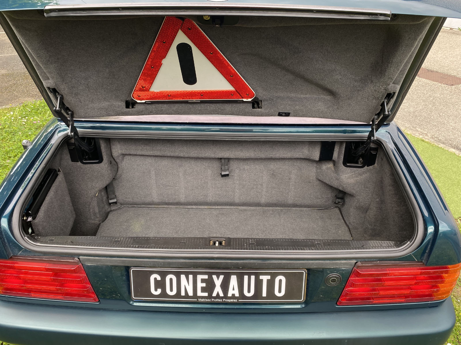 Mercedes-Benz SL 280 1994 — photo 4