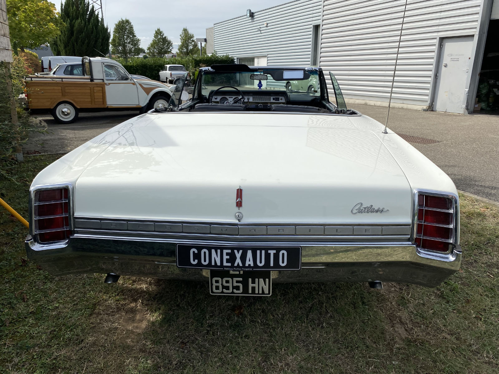 Oldsmobile Cutlass Cabriolet de 1966 — photo 4