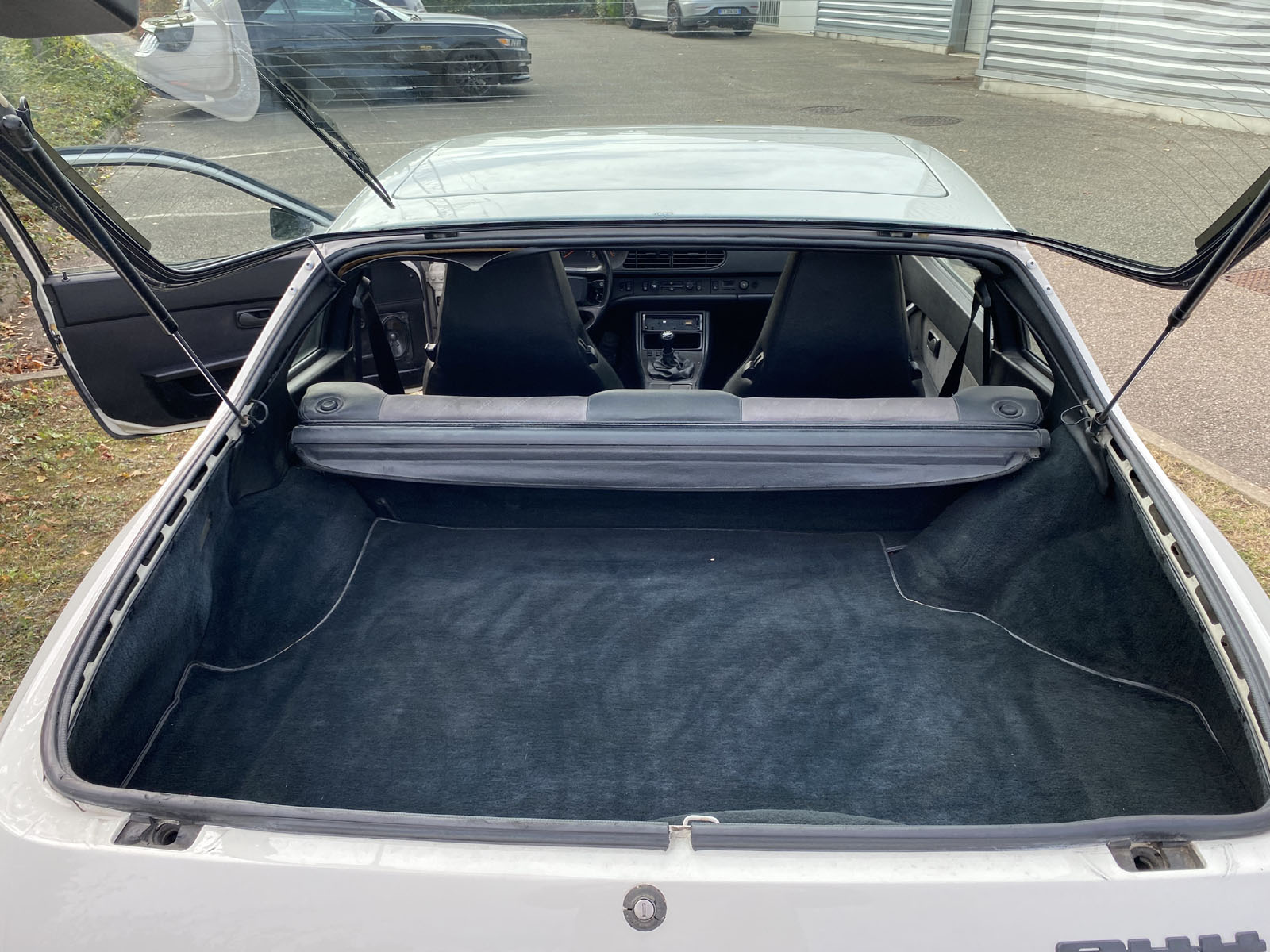 Porsche 944 targa 1987 — photo 4